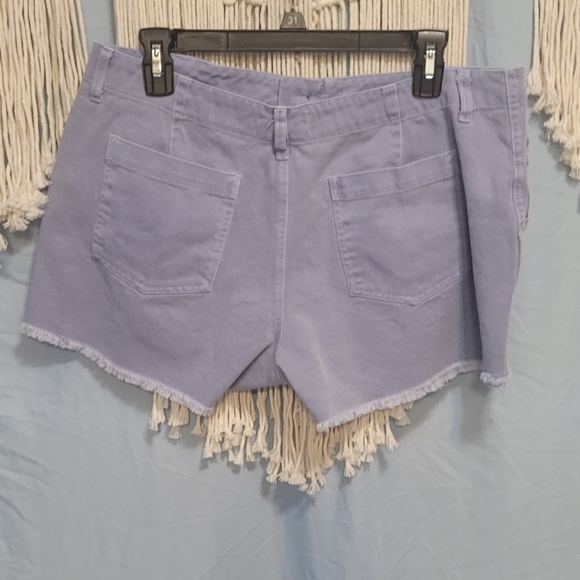 C&V - Picture 4 of 5